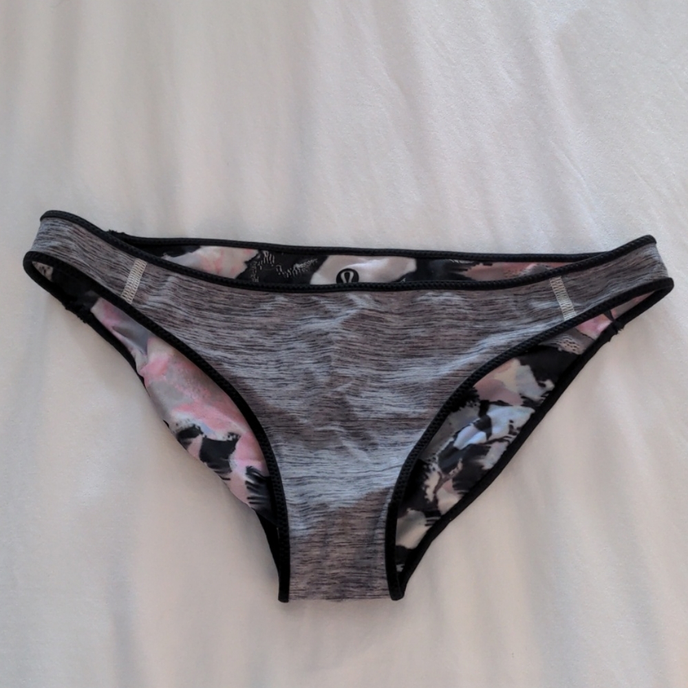 Lululemon Reversible Rare Bikini Bottoms